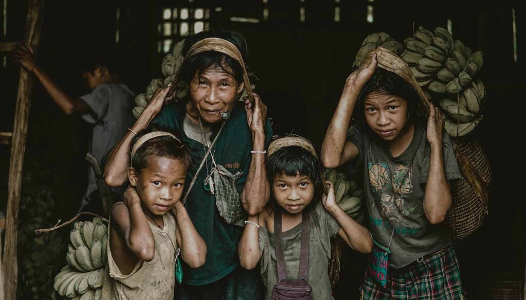 Poverty level dropped by 3% around the Global Poverty level dropped by 3% around the Global